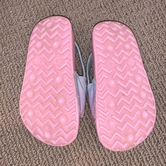 Children’s Place Unicorn Glitter Toddler Sandals - Picture 3 of 4
